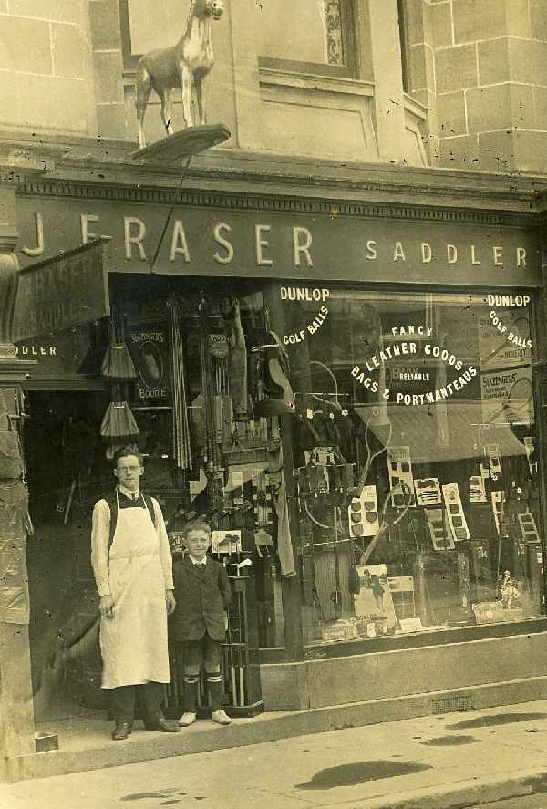 Zoom in 30 Dingwall of old