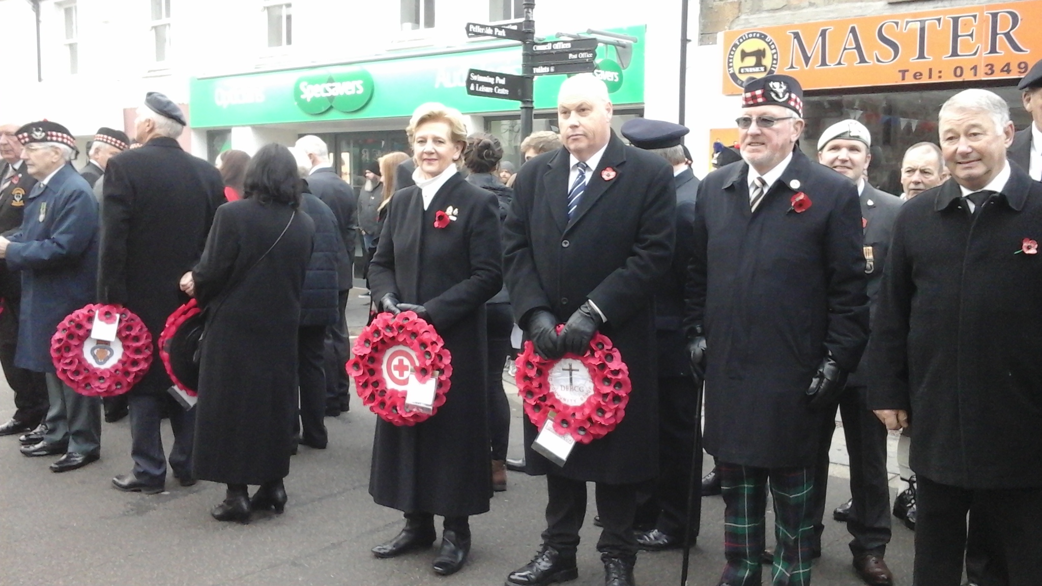Zoom in 09 Dingwall Remembrance 2018