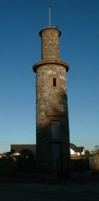 Zoom in Sir Hector Macdonald monument at Mulbuie.