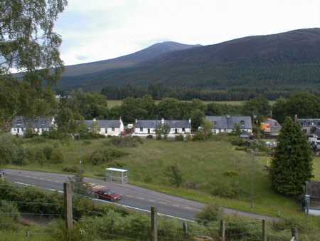 Zoom in Garve Village