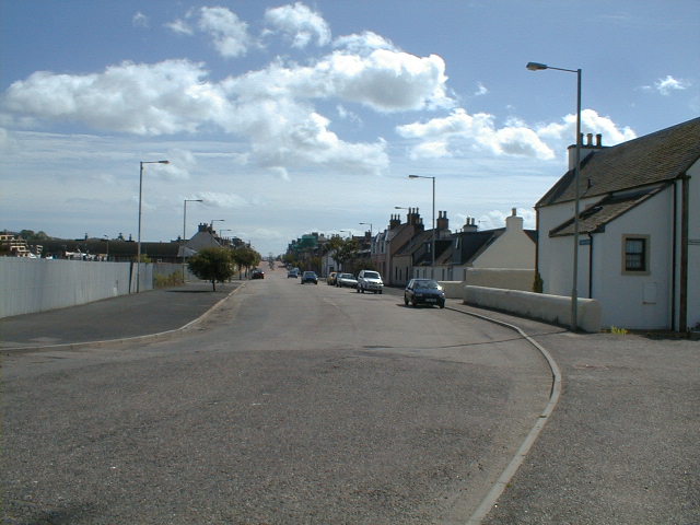 Zoom in Entering Invergordon, looking east.