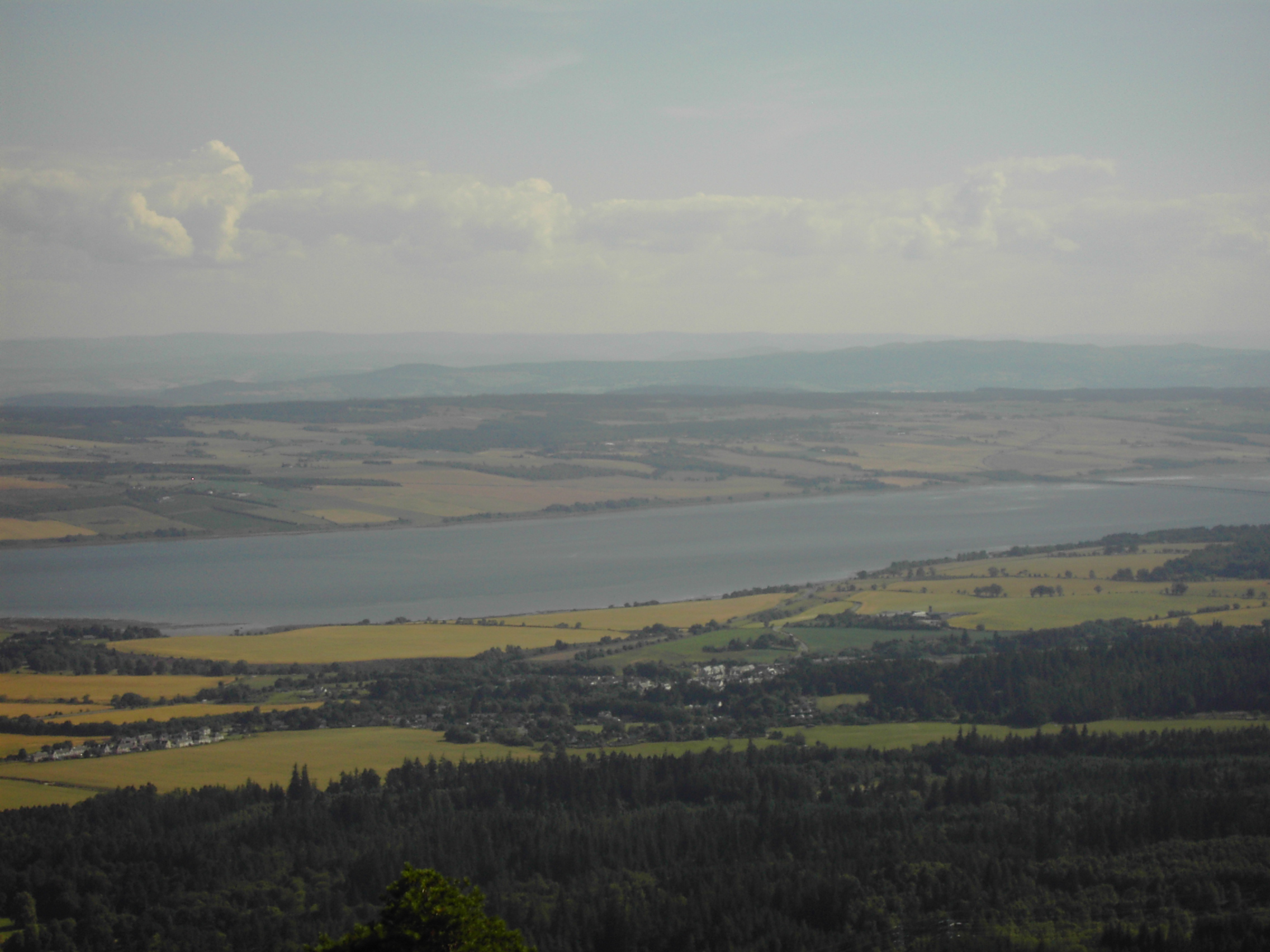 Views from the top of Fyrish - photo 5