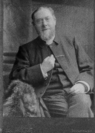 Zoom in Rev. Roderick Mackenzie in his later years