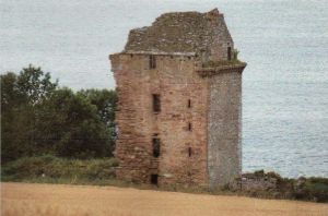 Zoom in Castle Craig on the northern coast of the Black Isle overlooking the Cromarty Firth.