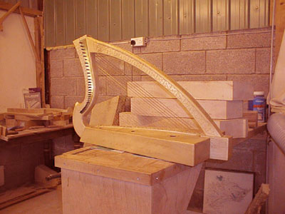 08 Ardival harps
