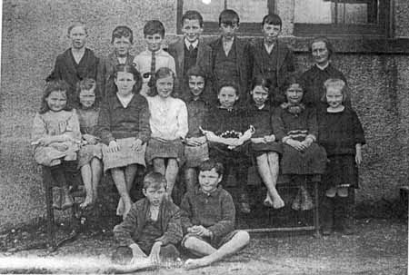 Zoom in School Photo