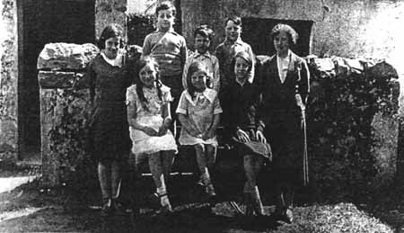 Zoom in Torridon School 1936