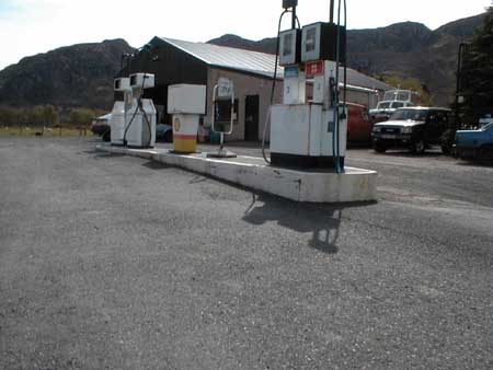 Zoom in Lochewe Service Station