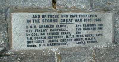 Zoom in Killearnan War Memorial