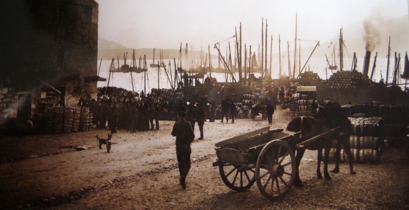 Ullapool pier in 1910
