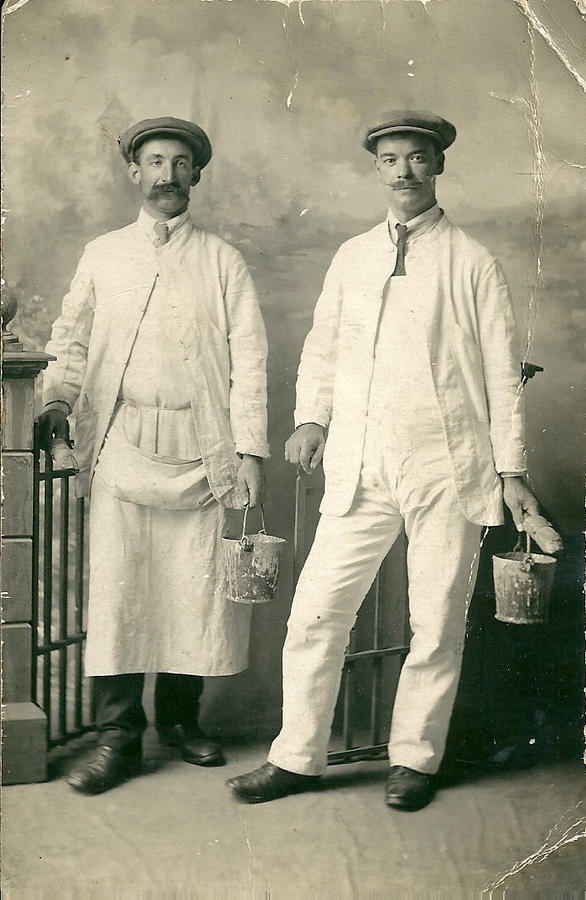 Zoom in Kenneth Gibson & Kenneth MacDonald, Ross painters, Dingwall