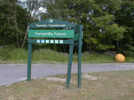 Zoom in Torrachilty forest sign