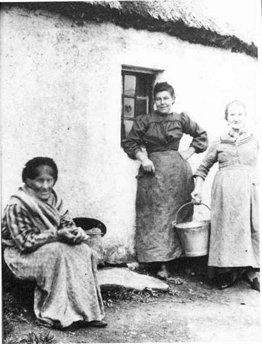 Zoom in 'Nansack', 'Annie Trickie' and 'Cripple Annie'