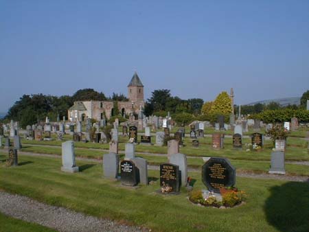 Zoom in Burial Ground and The Gaelic Chapel, built 1784.