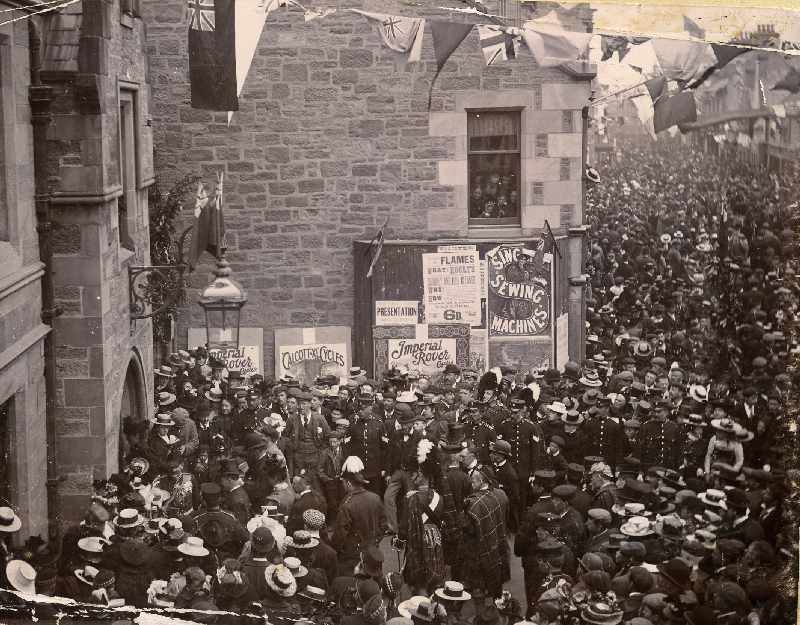 Zoom in General Sir Hector Macdonald awarded the Freedom of Dingwall