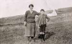 Johnny-Macleod-with-his-mother-at-Polglass-1920s.jpg