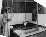 Nurse - patient in bath