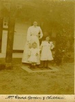 Mrs David Gordon and children.