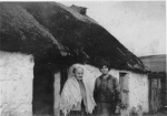 Mrs Maclennan and grand-daughter Annie Maclennan, c.1930
