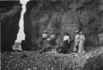 Rev. Norman Mackay, sisters and friends at the Arch, Nigg.